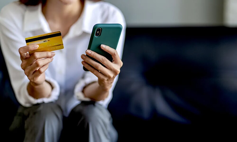 Record $6.4B Thanksgiving Day online spending driven by discounts