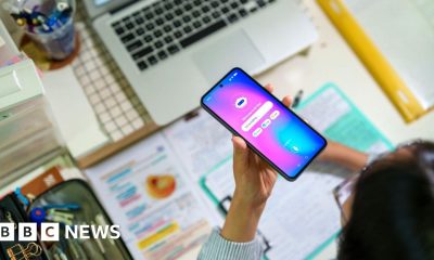 Don't blindly trust what AI tells you, Google boss tells BBC