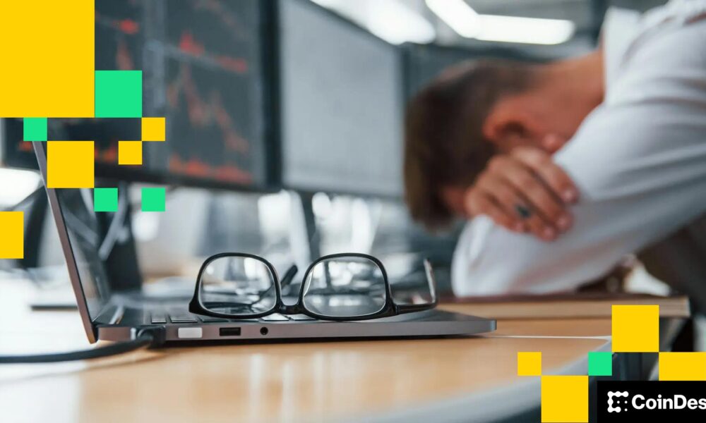 BTC Price Holds $90K as Oversold Signal Hints at Potential Short Squeeze: Crypto Daybook Americas