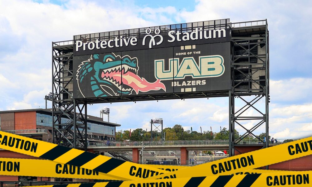 UAB Football Player Arrested For Stabbing 2 Teammates Hours Before Game, Univ. Says