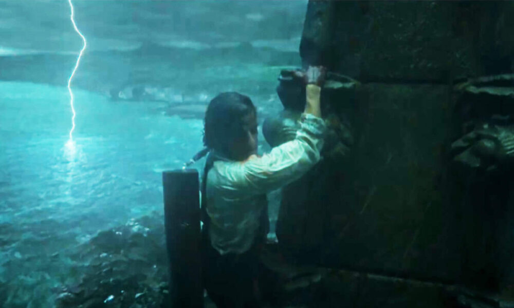 Netflix's Latest Sci-Fi Exclusive Is A Graphic, R-Rated Hot Mess You Can't Stop Watching