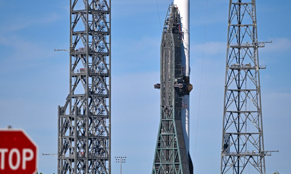 Blue Origin scrubs second New Glenn launch