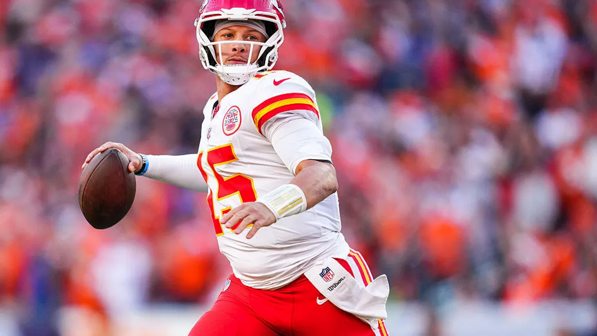 NFL Week 12: How to Watch Colts vs. Chiefs, Eagles vs. Cowboys and Other Games From Anywhere