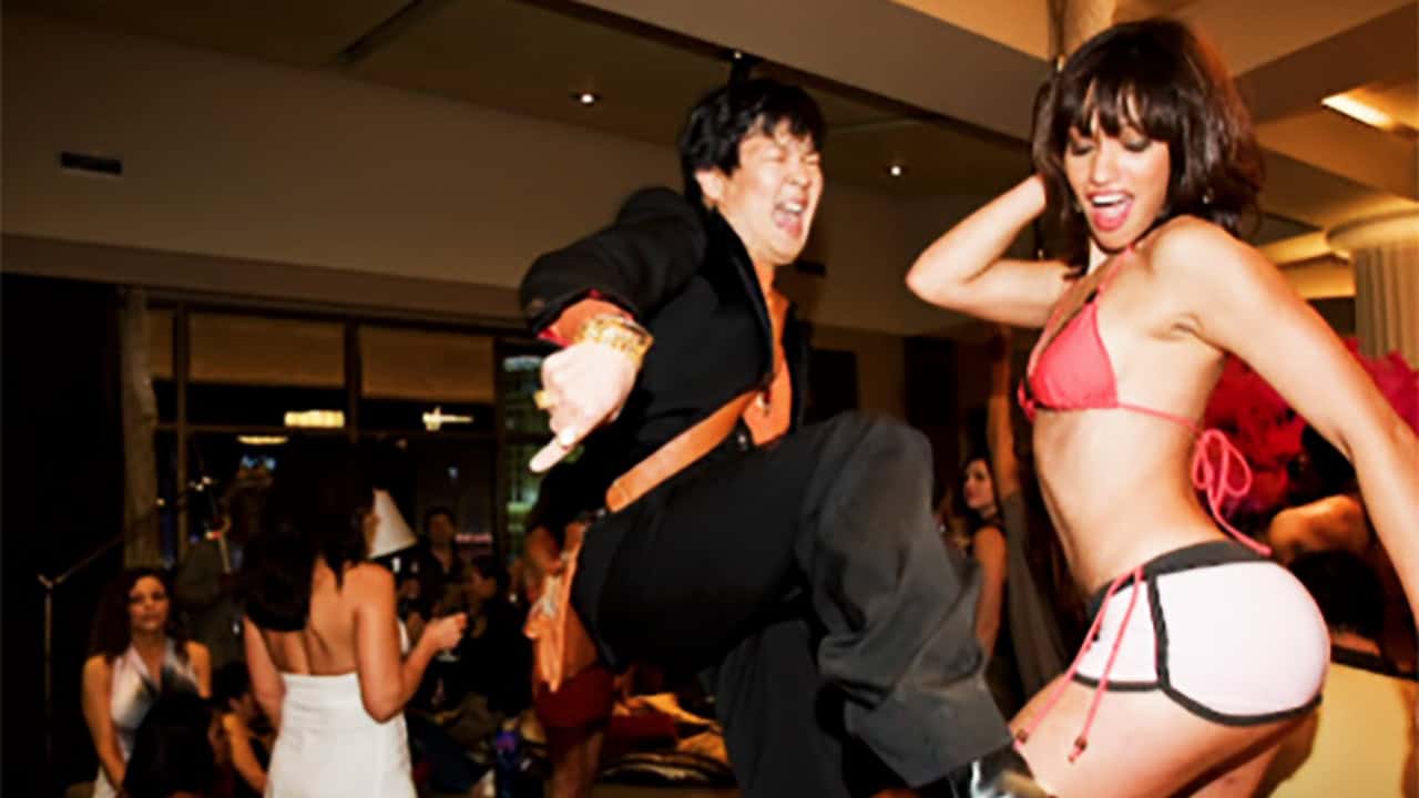 The Ultimate Raunchy Guy Film Is Killing It On Netflix