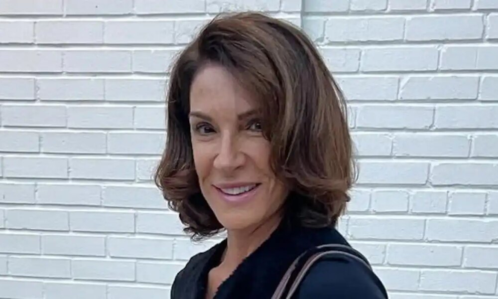 HGTV Star Hilary Farr Addresses Viral Rumors About Her Health