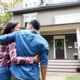 Homebuyers getting record $25,000 price discounts in housing market, report says