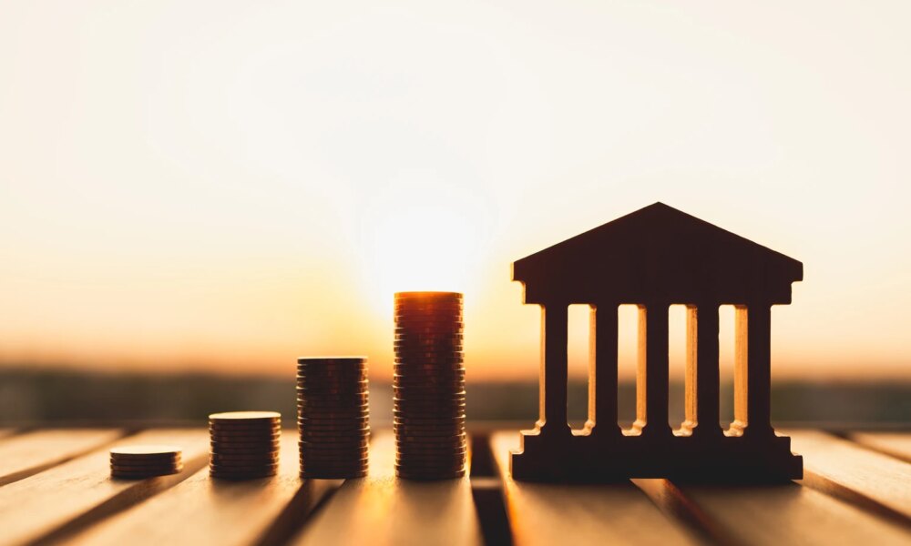 Community Banks' Margins Expanding, Credit Quality Holding Up For Now