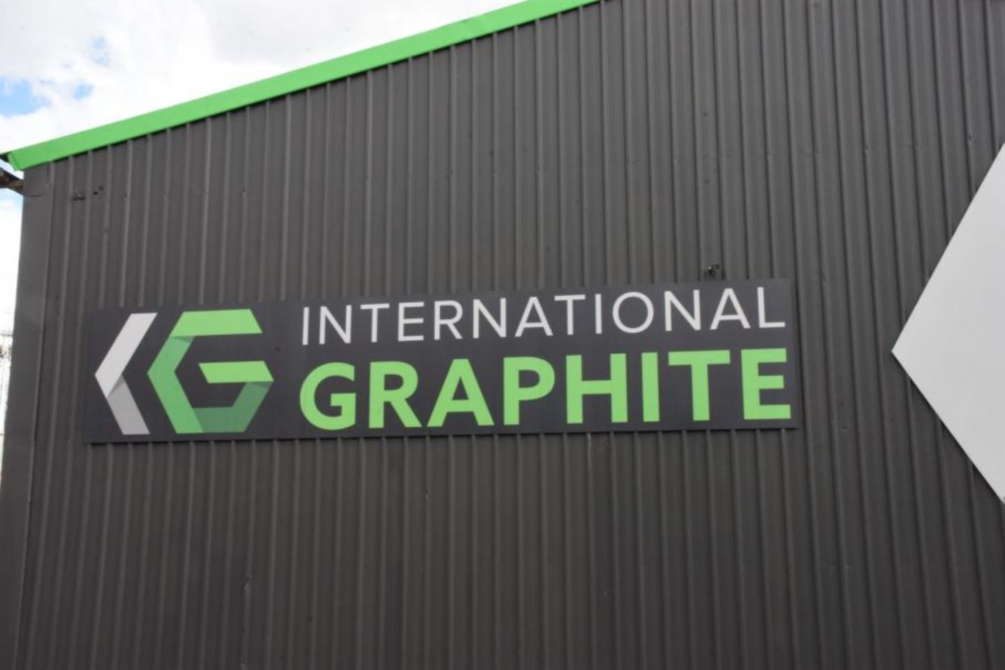 International Graphite increases Collie footprint