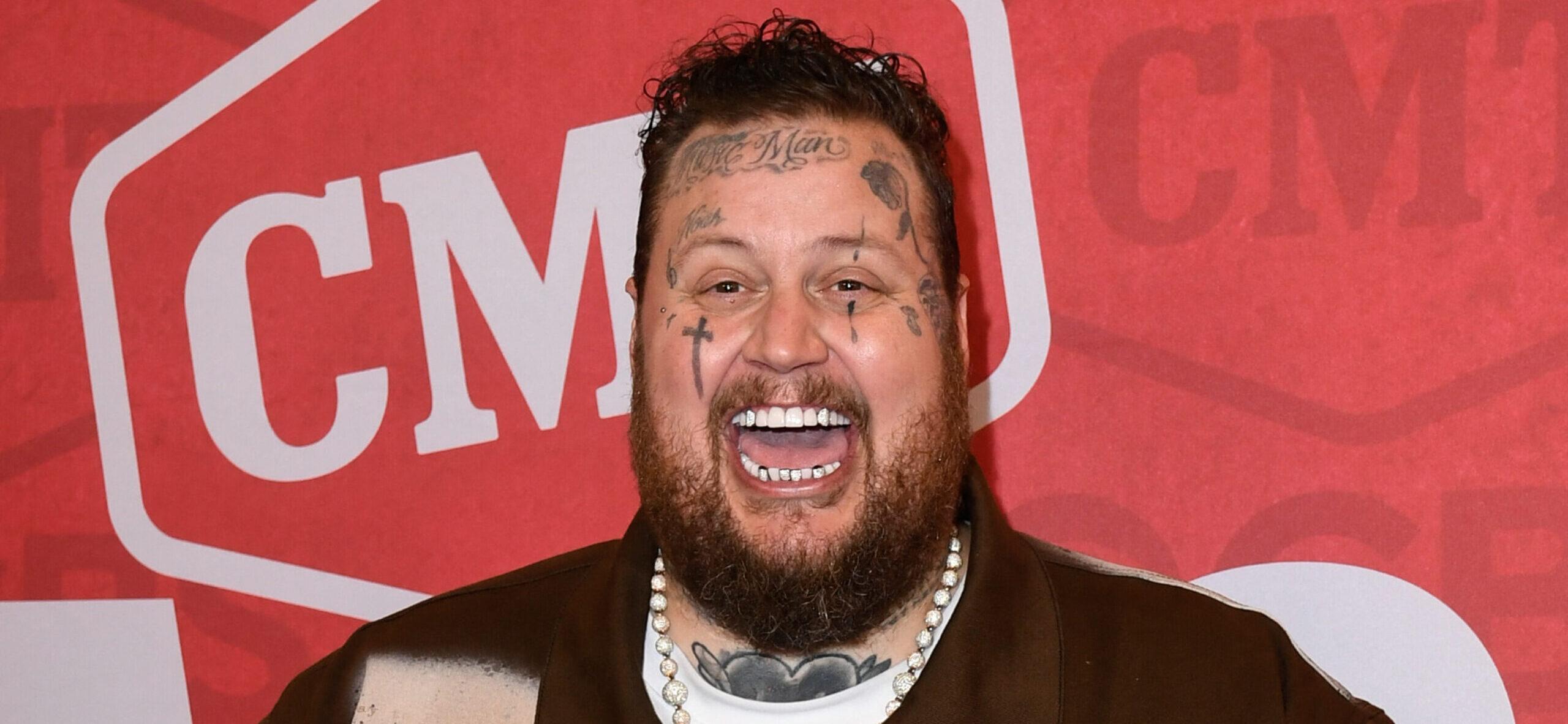 Jelly Roll Shaves Off His Beard After Weight Loss Transformation