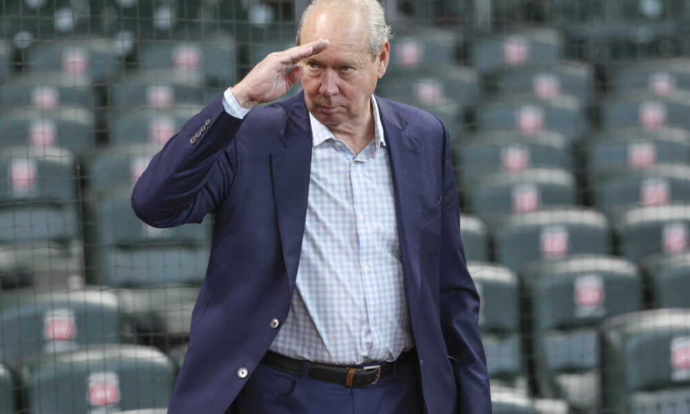 Astros Aiming To Stay Under Luxury Threshold