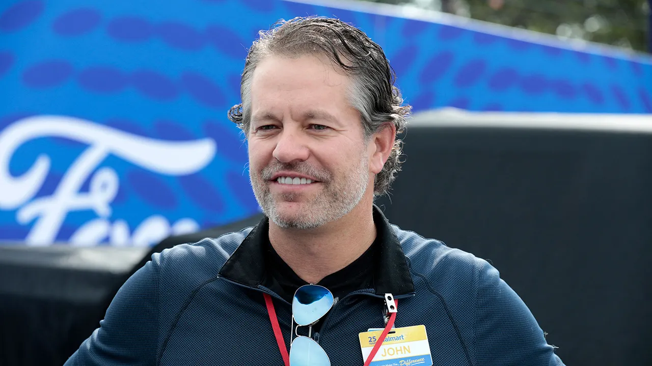 Walmart US CEO John Furner gets promoted to new global CEO role