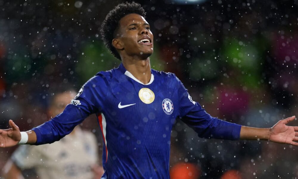 Chelsea plot move for "one of the best STs in Europe"