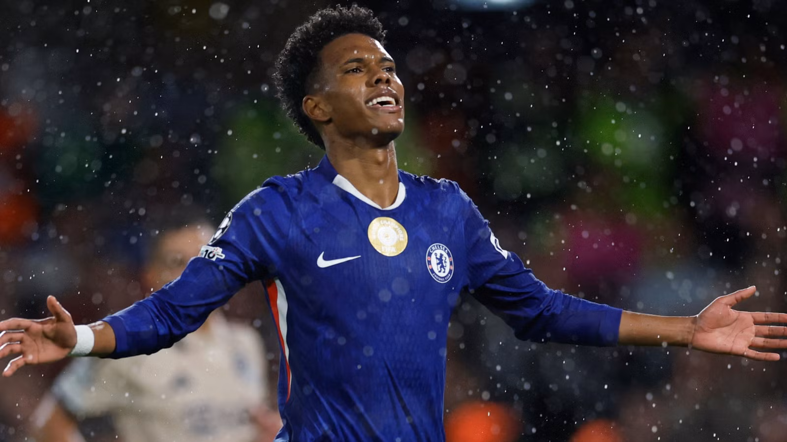 Chelsea plot move for "one of the best STs in Europe"