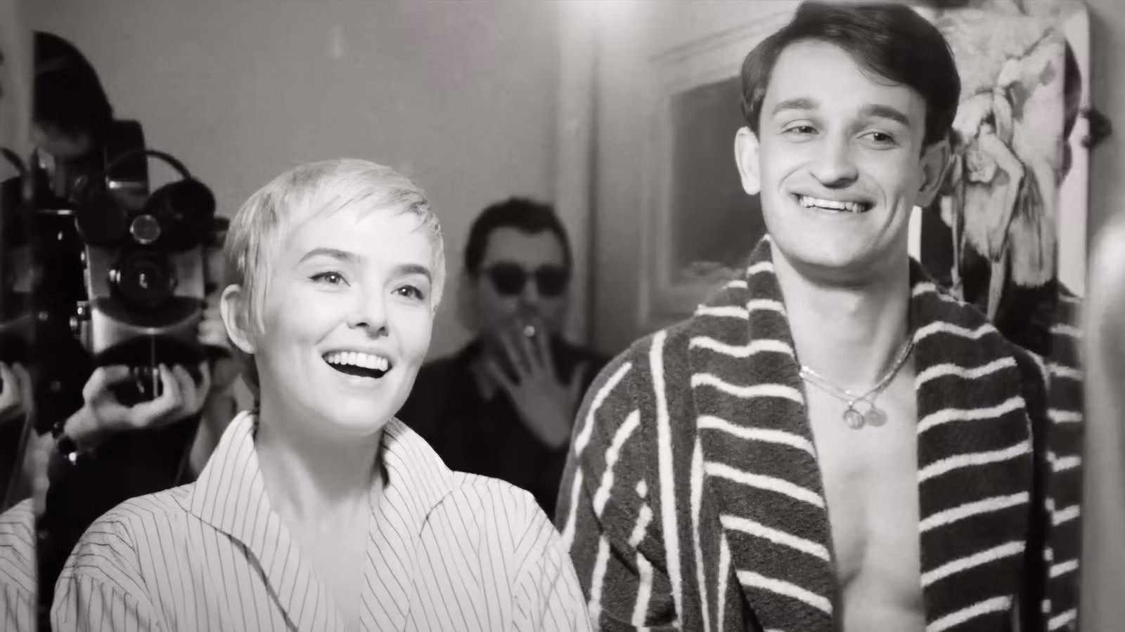 Zoey Deutch Explains Why Making Her New Netflix Film Was “Like the Fantasy Version of Being an Actress”