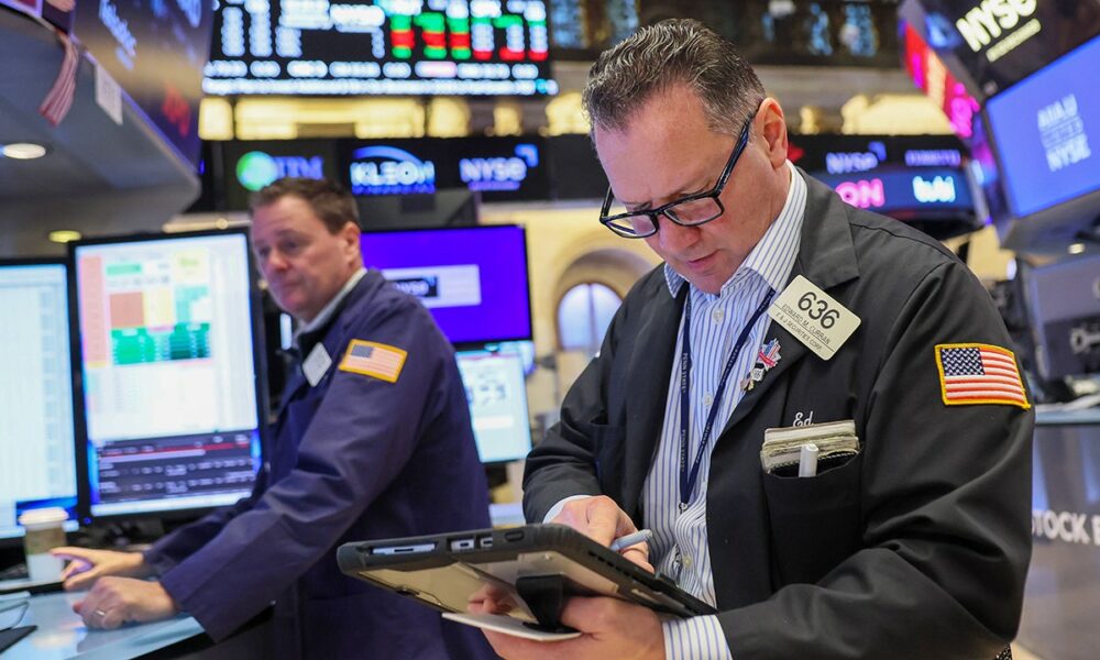 Bond King Jeffrey Gundlach warns of private credit market troubles