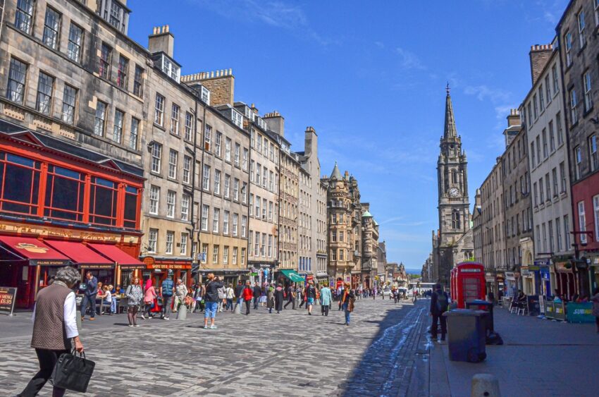 Majority of UK businesses are not planning to alter their ED&I policies in response to Trump 71% of business leaders do not plan to alter their organisation's approach to Equity, Diversity and Inclusion (ED&I) in response to the scaling back of ED&I programmes in the US, according to a recent poll by the Institute of Directors. The March 2025 survey of 605 IoD members found that only 11% of respondents expect their organisations to scale down ED&I activities in the near future. President Trump has signed a series of executive orders instructing US government agencies to cease DEI programmes (as ED&I is referred to in the US), leading many US companies to scale back their own DEI programmes. DEI typically describes policies and programmes that promote the representation and participation of different groups of individuals in the workplace. Alex Hall-Chen, Principal Policy Advisor for Employment at the Institute of Directors, said: "This research suggests that, whilst developments in ED&I in the US may have some spillover effect in the UK, the vast majority of UK workplaces will see no change. "Particularly for employers with no US presence, the prevailing view among British businesses is that decisions made by the US government and US companies will have little to no bearing on investment in their own ED&I programmes. "However, some global employers will undoubtedly have to tread a difficult line between avoiding divergence with US counterparts and meeting the expectations of UK stakeholders."