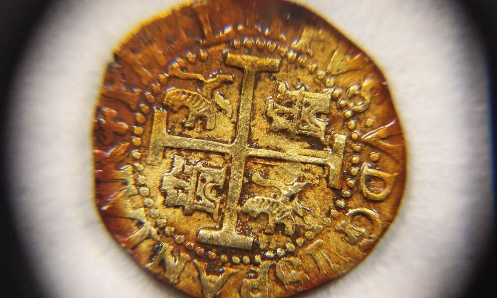 One of the coins recovered from the wreck of the San José. Pic: Armada de la República de Colombia