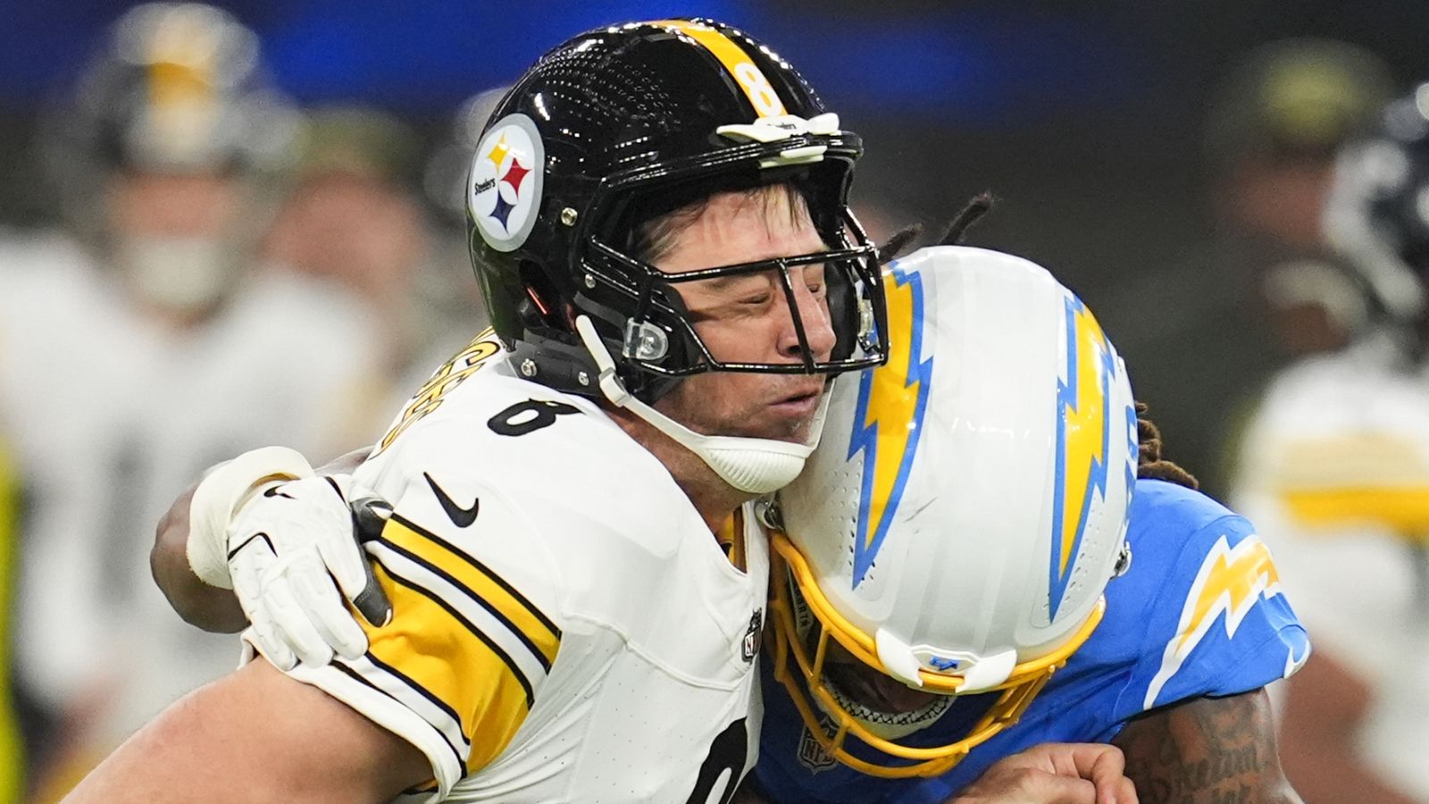 NFL scores LIVE! Rodgers ruled out as Steelers face Bears