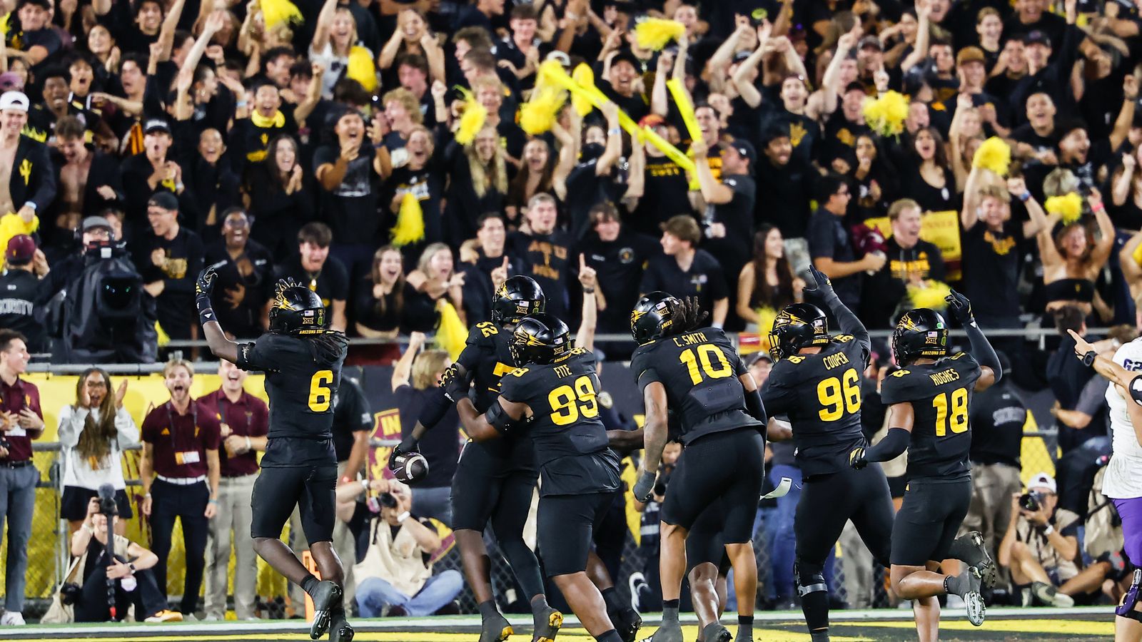 TEMPE, AZ - SEPTEMBER 26: The Arizona State Sun Devils defense celebrates a big play during the college football game between the TCU Horned Frogs and the Arizona State Sun Devils on September 26, 2025 at Mountain America Stadium in Tempe, Arizona. (Photo by Kevin Abele/Icon Sportswire) (Icon Sportswire via AP Images)
