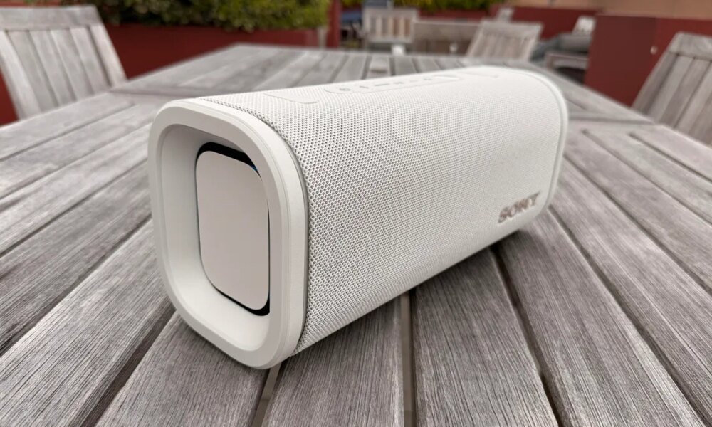 sony-ult-field-5-side-view