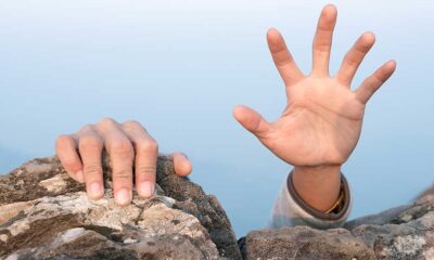 Dow Jones Futures: Stock Market At Key Level; Nvidia Falls On Google News