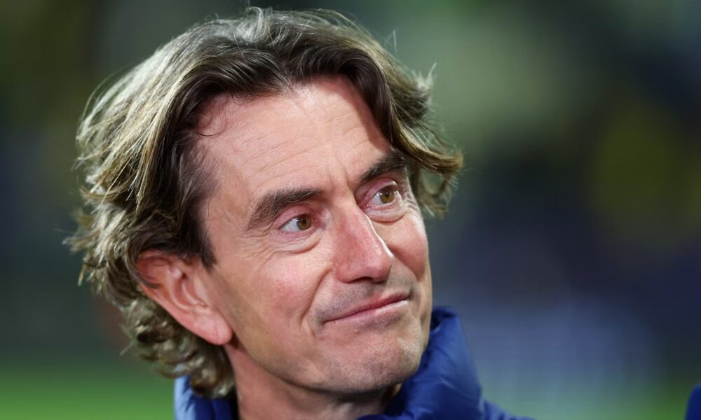 Tottenham hold talks with Arsenal target as Frank 'craves his progressive passing'