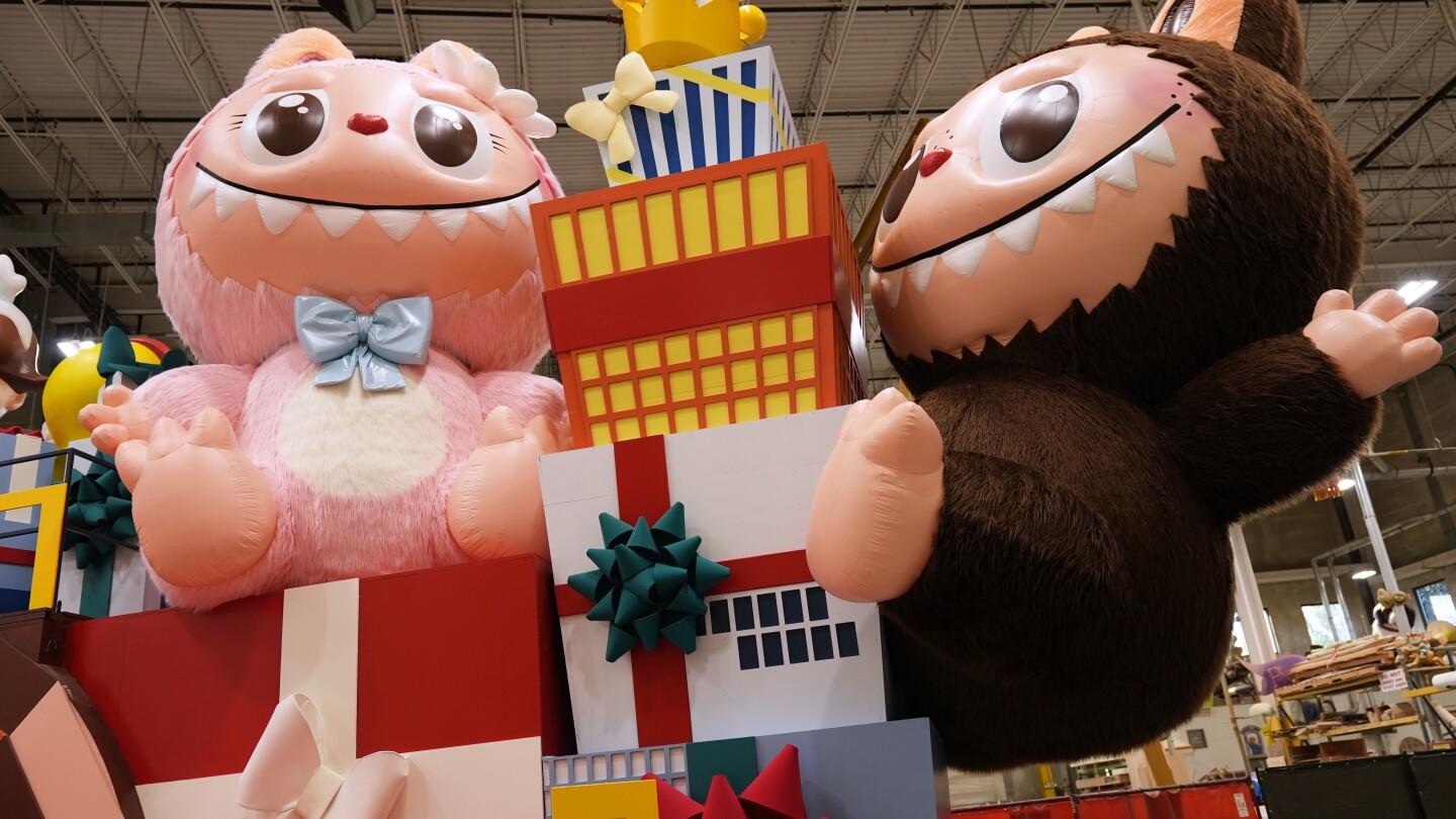 Macy’s Thanksgiving Day Parade wraps up in New York City