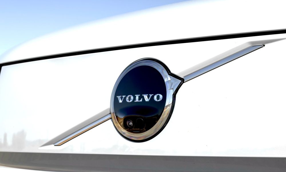 A Volvo logo on an EX90