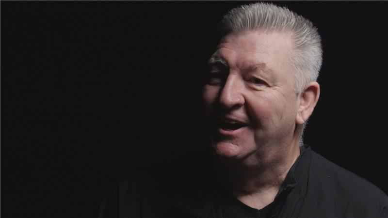 Norman Whiteside says Old Trafford must be a fortress again