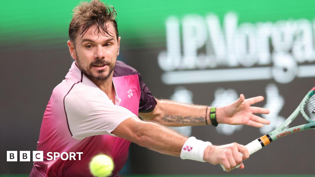 Stan Wawrinka of Switzerland competes against Fabian Marozsan of Italy
