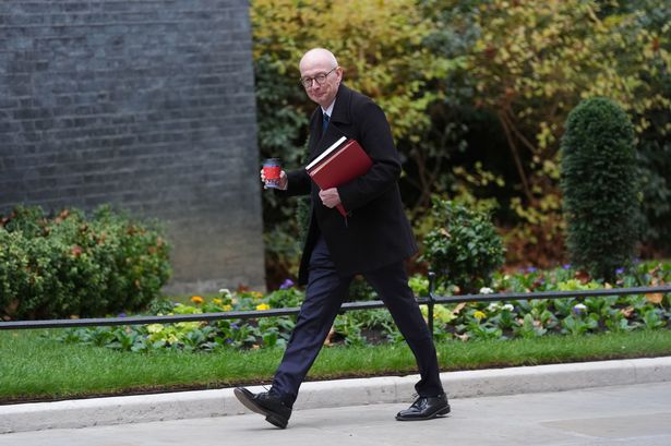 UK unemployment rate jumps above 5% as ONS warns of 'weakening labour market'