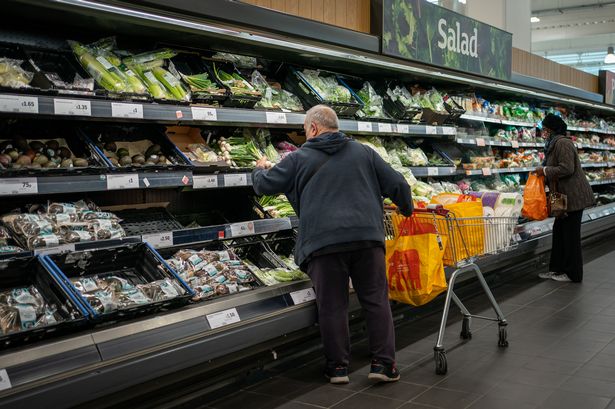 UK inflation drops to 3.2% in November as food prices fall