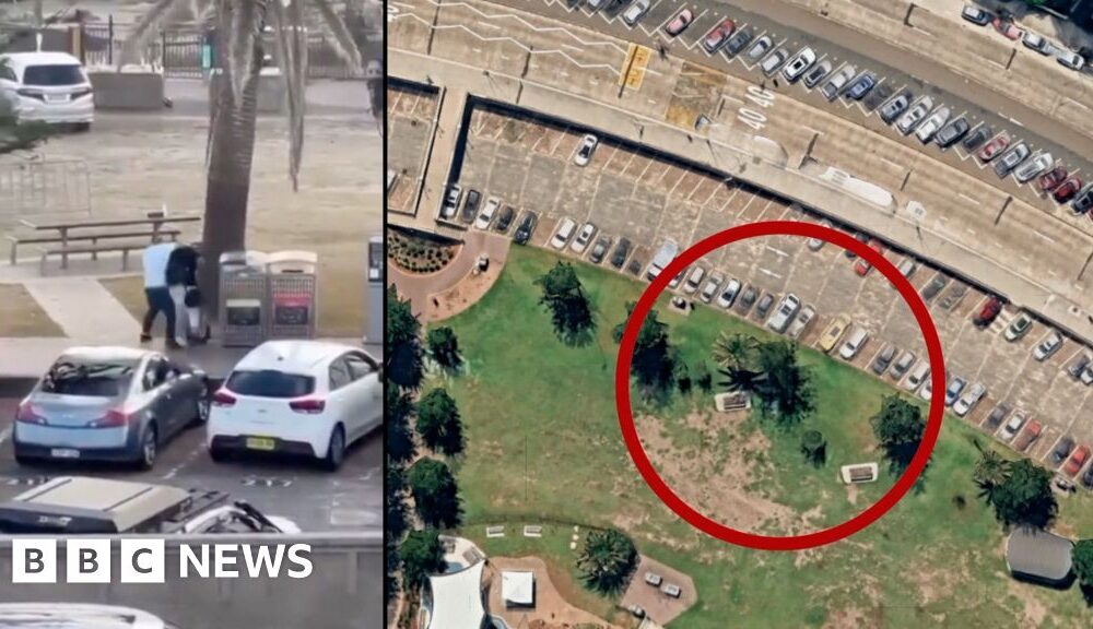 How Bondi Beach shooting unfolded minute by minute