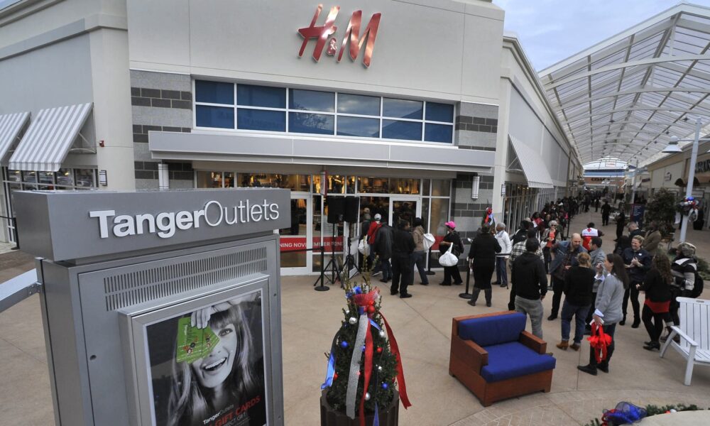 Tanger CEO Yalof says consumers still spending despite low confidence