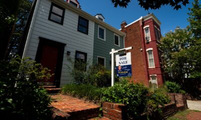 Home prices go negative for the first time in over 2 years