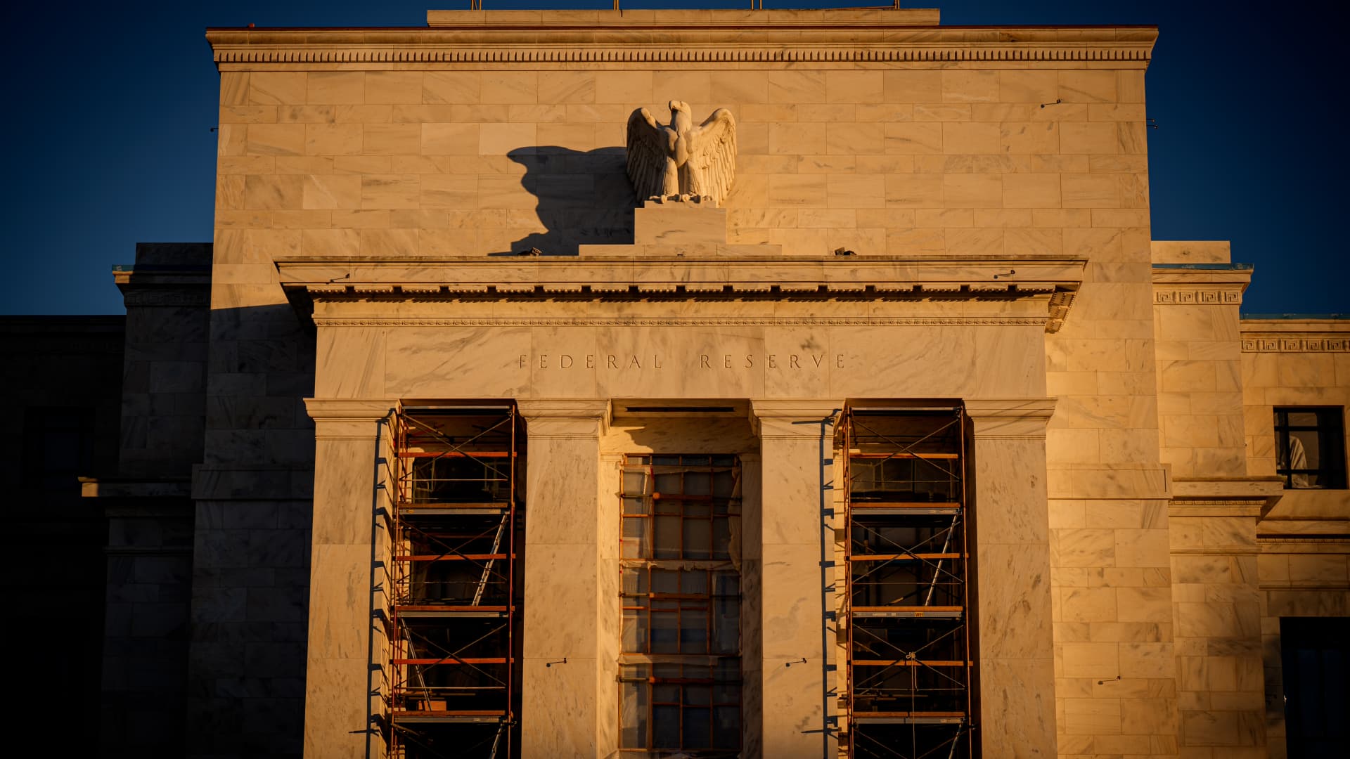 Fed votes to reappoint all of its regional bank presidents