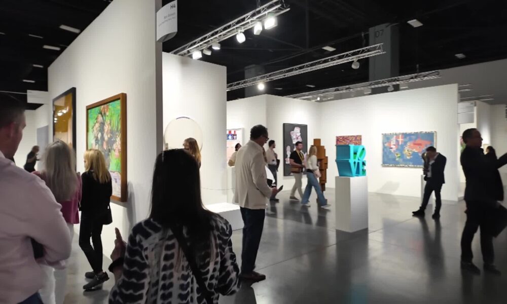 Art Basel Miami sees strong attendance, sales