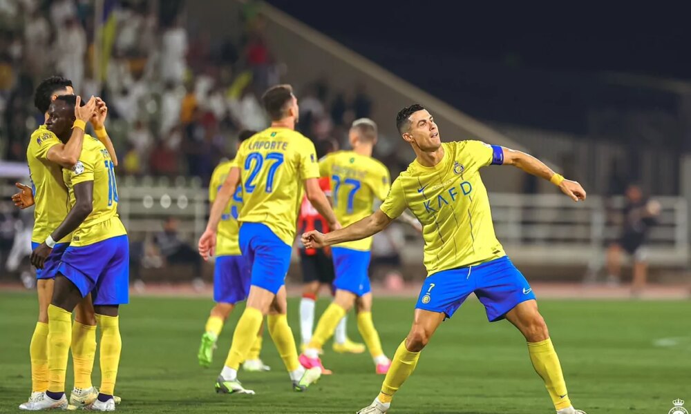 Cristiano Ronaldo scores twice and move closer to his dream of 1,000