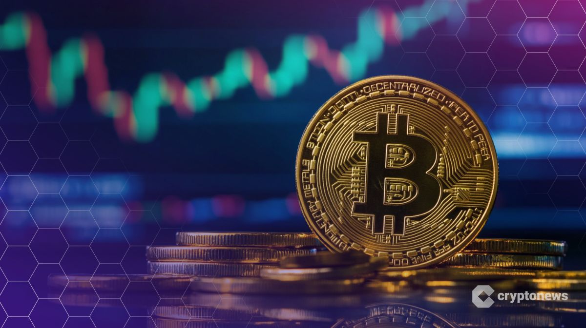 Bitcoin ETF IBIT Ranks Among Top 2025 Fund Flows Despite Negative Returns