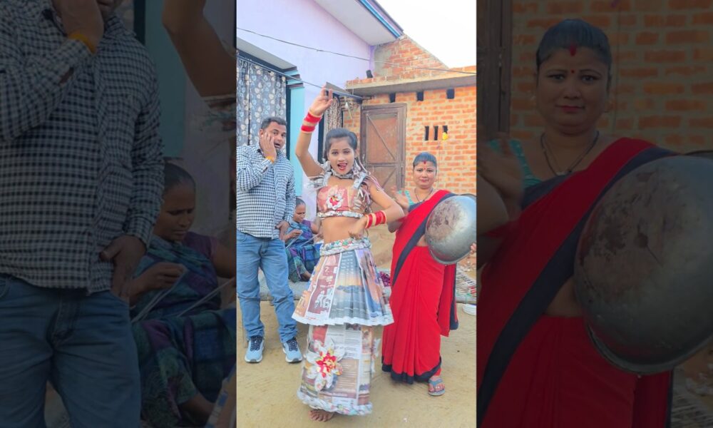 तुम आज गाओ 🥰 #funny #varshachoudhariofficial #comedy #dance #fun #entertainment #varsha1985