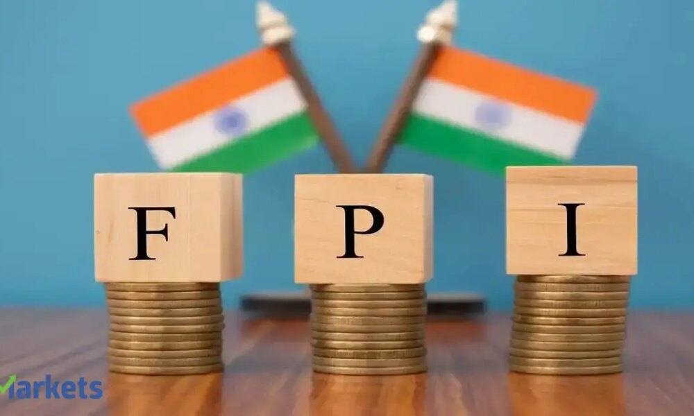 FPIs withdraw Rs 13,121 cr in just 4 days; outflow reaches Rs 1.56 lakh cr in 2025