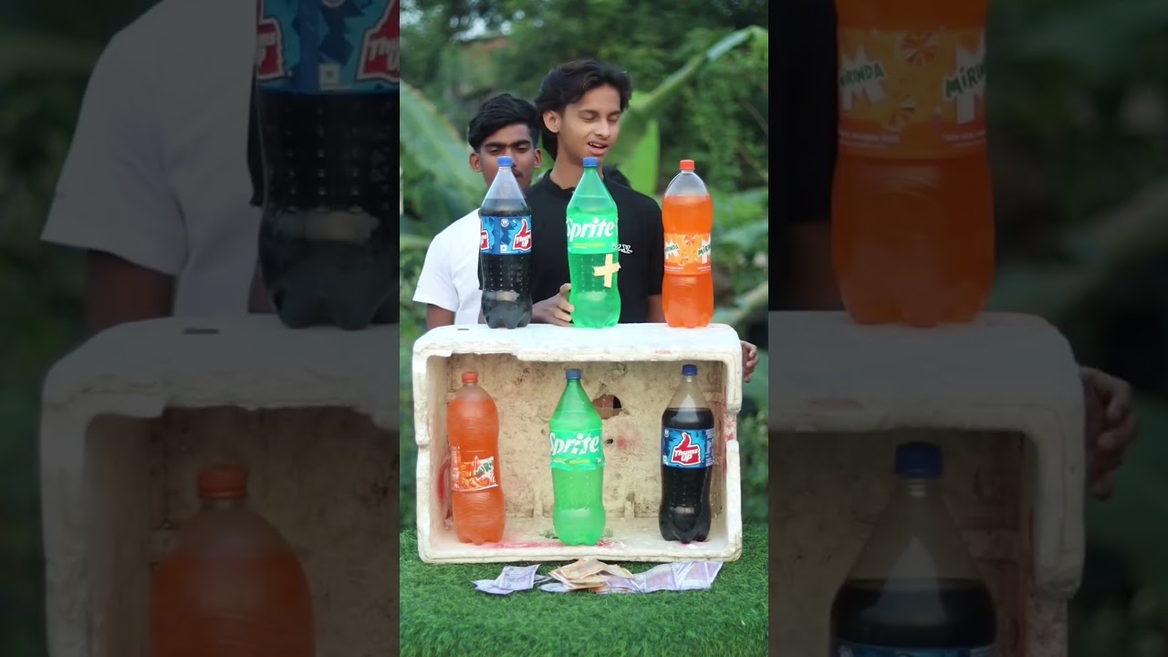 बोतलें मिलाओ, पैसा कमाओ! 💰👑 #YouTubeShorts #YTShorts #ChallengeBattle #Entertainment #FunnyChallenge