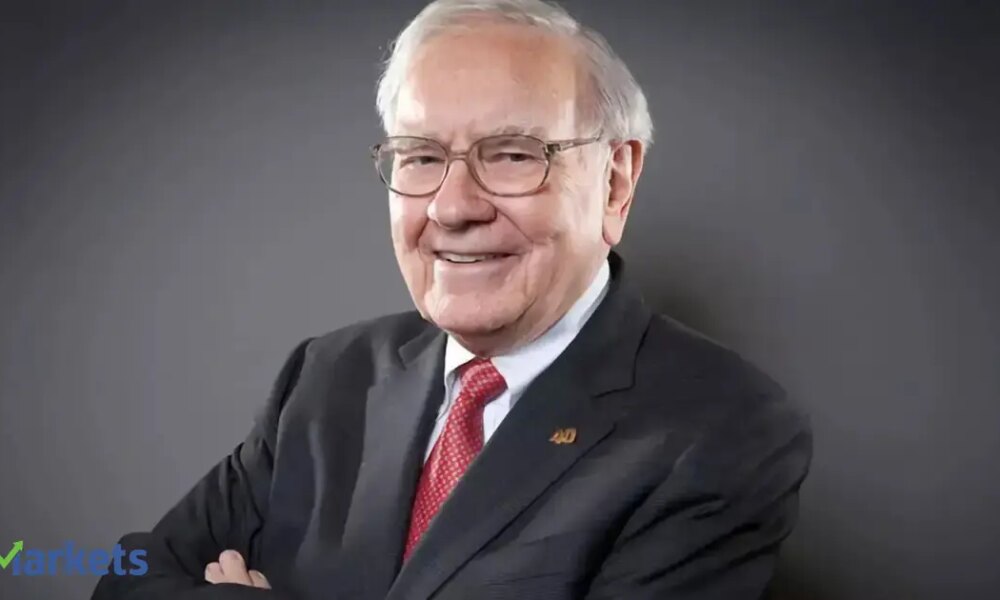 Warren Buffett is buying, Michael Burry is shorting: The AI trade splitting Wall Street