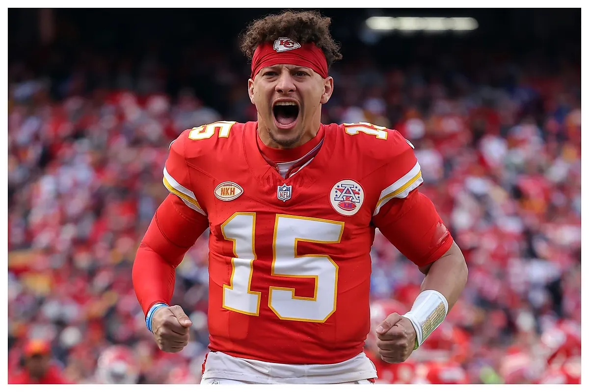 Patrick Mahomes visibly shaken as teammate goes down, knowing the season hangs in the balance