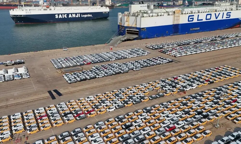 China trade surplus tops $1 trillion for first time on non-US growth