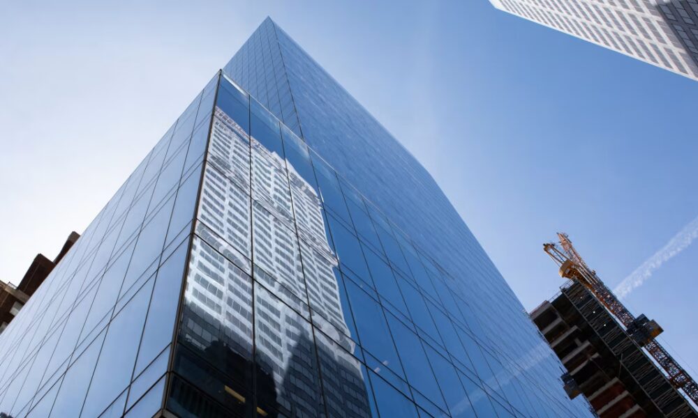 Exclusive | The Highflying Hedge Fund With a Habit of Giving Investors IOUs