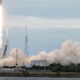 SpaceX Tells Staff It Is Preparing for a Potential IPO Next Year