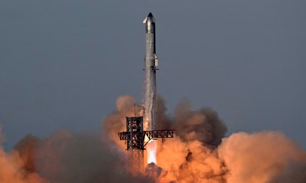 Exclusive | SpaceX Starts a Wall Street Bake-Off to Hire Banks for Possible IPO