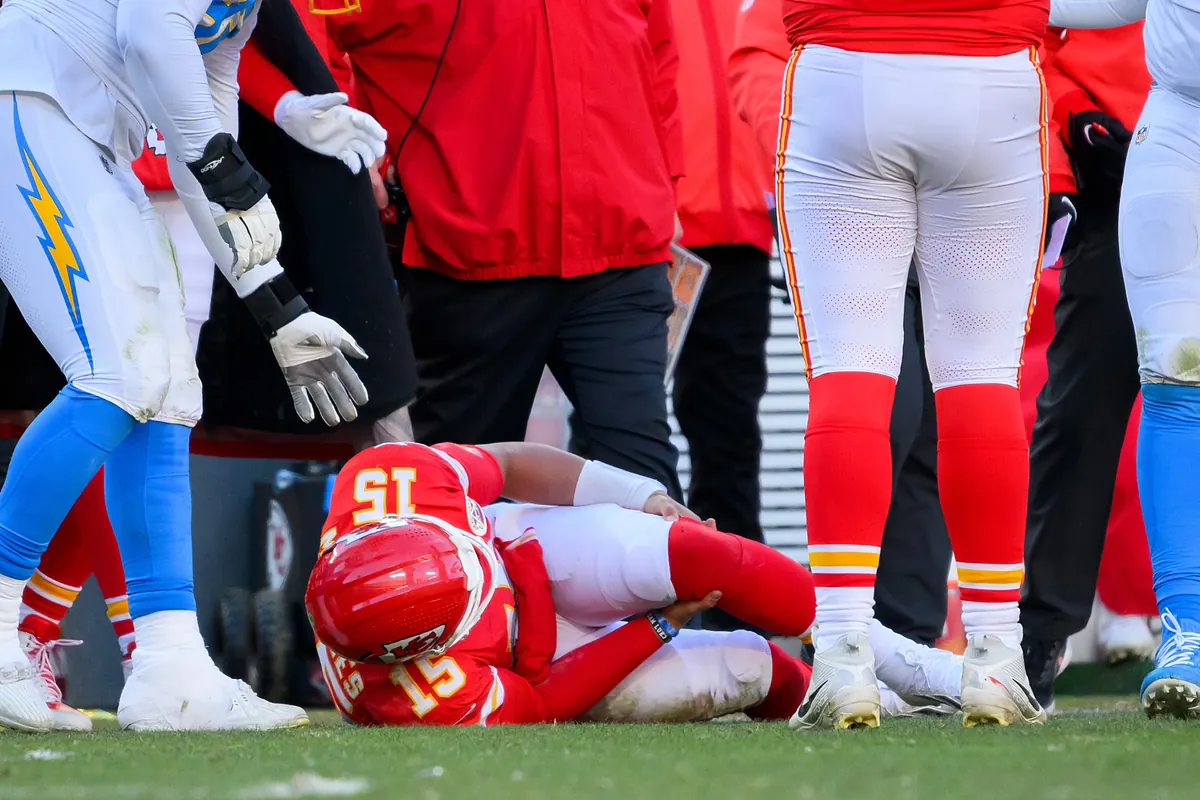 Patrick Mahomes and the Chiefs receive the worst news about the star quarterback's terrible injury