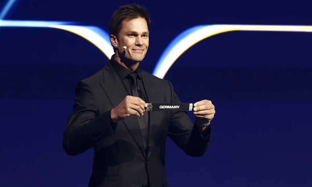 Tom Brady stays out of the Raiders crisis while addressing other issues in Las Vegas that interest him more